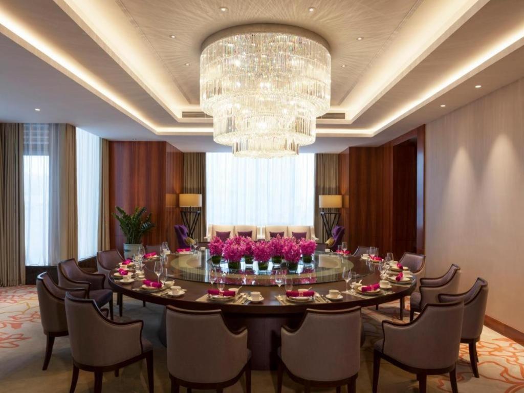 Ming Du Lakeside Hotel Nanning Dış mekan fotoğraf