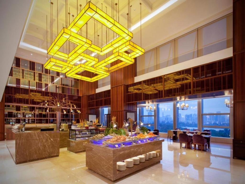Ming Du Lakeside Hotel Nanning Dış mekan fotoğraf