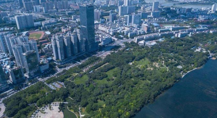 Ming Du Lakeside Hotel Nanning Dış mekan fotoğraf