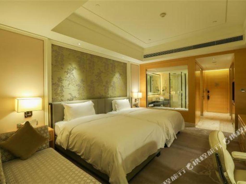 Ming Du Lakeside Hotel Nanning Dış mekan fotoğraf