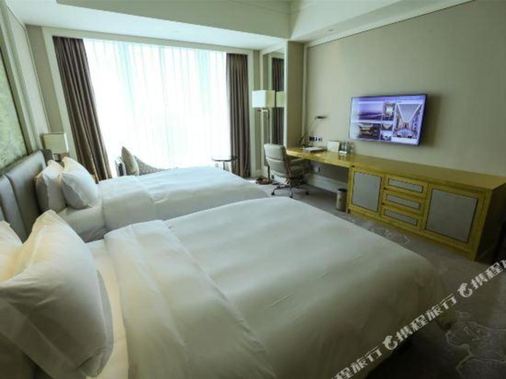 Ming Du Lakeside Hotel Nanning Dış mekan fotoğraf