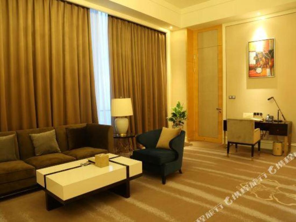 Ming Du Lakeside Hotel Nanning Dış mekan fotoğraf