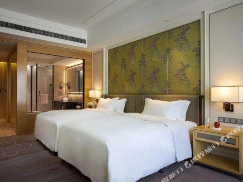 Ming Du Lakeside Hotel Nanning Dış mekan fotoğraf