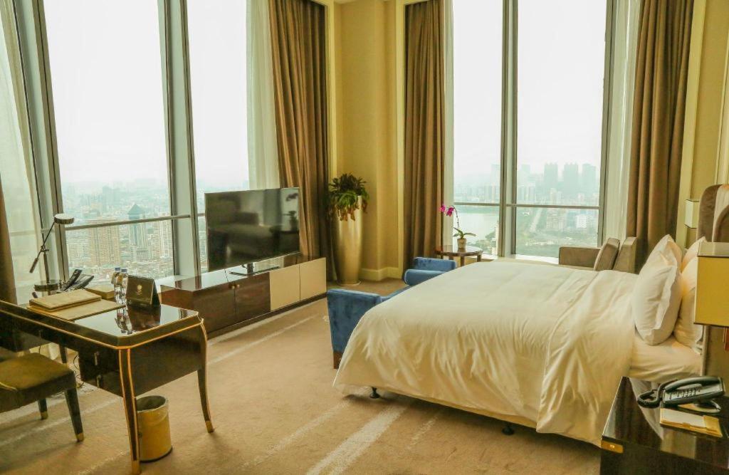Ming Du Lakeside Hotel Nanning Dış mekan fotoğraf