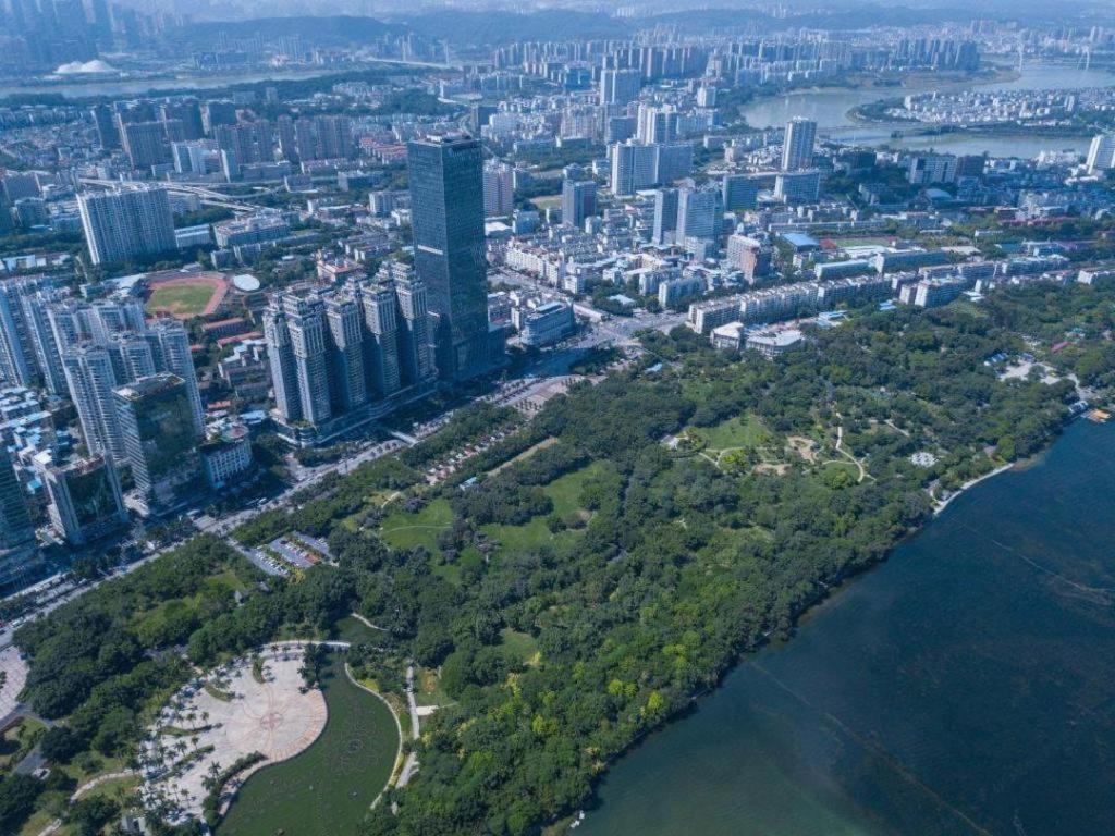 Ming Du Lakeside Hotel Nanning Dış mekan fotoğraf